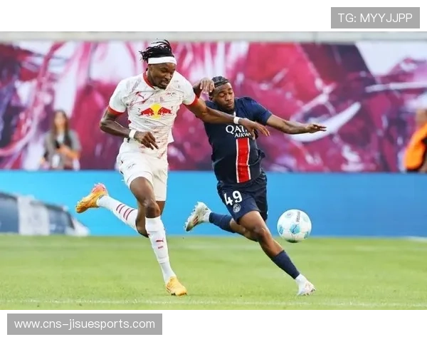 姆巴耶纪录激励法甲年轻球员，榜样力量